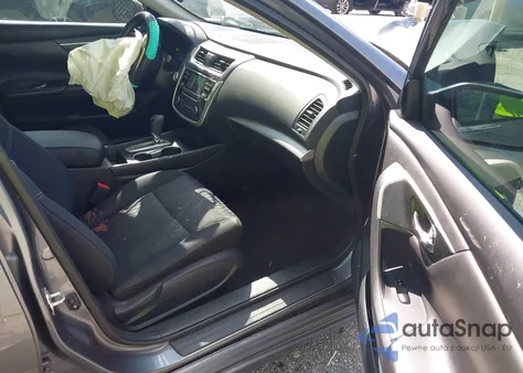 2018 Nissan Altima 2.5 S z USA, uszkodzony, nr VIN 1N4AL3AP3JC220022